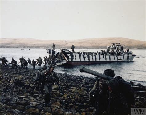 30 Photographs From The Falklands War Imperial War Museums
