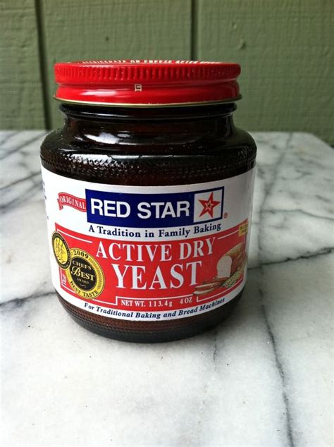 Red Star Yeast Logo