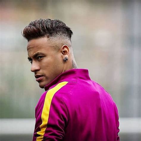 While this list of soccer player haircuts sports some of the biggest names in the world. 40 Amazing Neymar Haircut Ideas | MenHairstylist.com