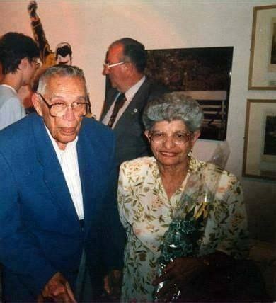 rare image of Bomi and Jer (Freddie Mercury parents) :D ...