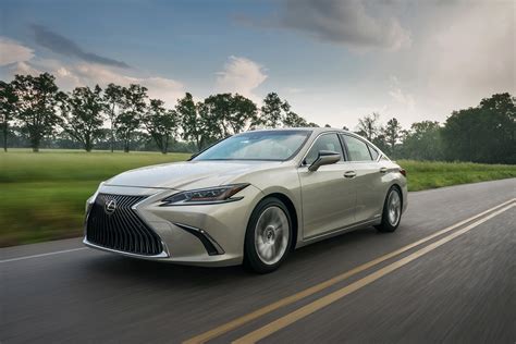 2019 Lexus Es 300h Review 6 Things To Know