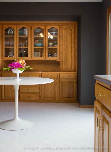 The island is 12 feet long and has honey oak cabinets on both sides (the gas cooktop is in the island). The Best Paint Colours To Go With Oak (or Wood) - Trim, Floor, Cabinets and More… | Dark, Oak ...