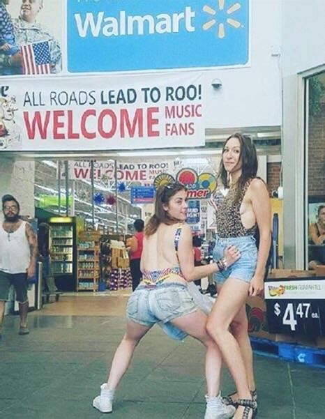 Twerking At The Walmart R Trashy