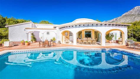 Villa exceptionnelle à vendre à Alicante Espagne Realty Luxe