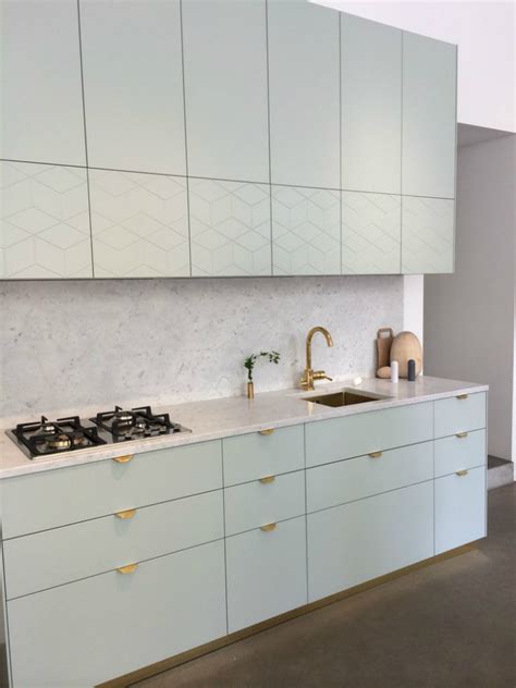Add some character to your kitchen design with ikea's full range of kitchen cabinet doors. IKEA Hack: Fronts Handles and Tops That Fit Ikea's ...