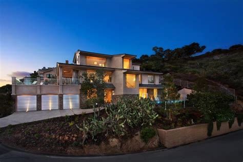774543 Laguna Beach Usa Houses Mansion Night Shrubs Rare