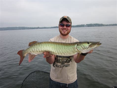 Table conditions are not inspirational for muskies. IMG_3794 - Milwaukee Chapter of Muskies, Inc