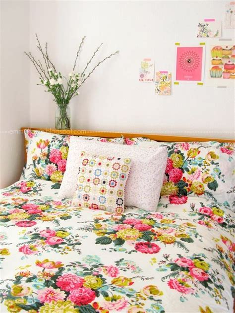 30 Spring Bedroom Decor Ideas With Floral Theme Bedroom Vintage