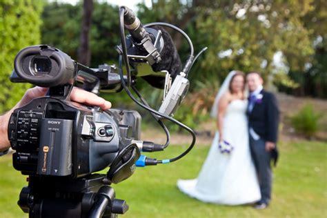 Tips To Choose Best Wedding Videographer Anniversary Ts For Couples