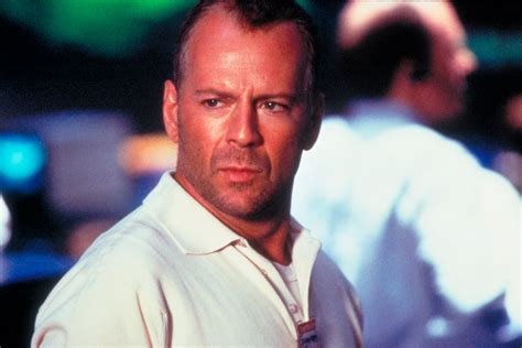 Bruce Willis Fez Disney Perder R 138 Milhões E Atuou Em Filme De