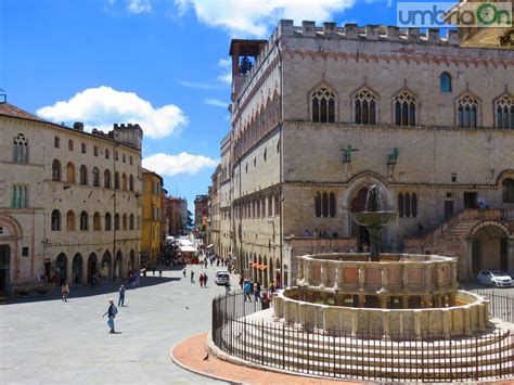 Perugia is a city in central italy, the capital of umbria. Comune di Perugia, solo due 'Paperoni' | umbriaON
