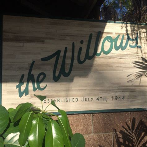 The Willows Restaurant Honolulu Oahu Hi Great Food And Beautiful