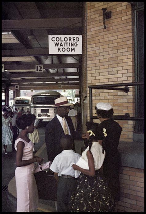 Amazing Pictures Taken In The S Which Depicts The Segregation In The Southern Part Of U S