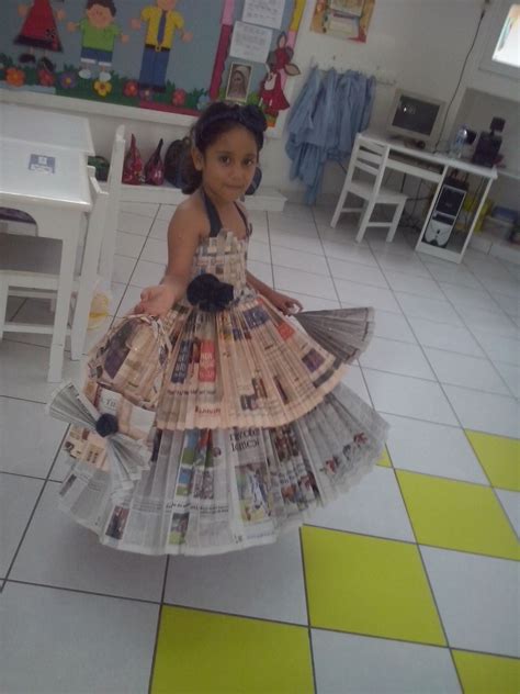 Como Hacer Un Vestido De Niña Con Material Reciclable Varios Materiales