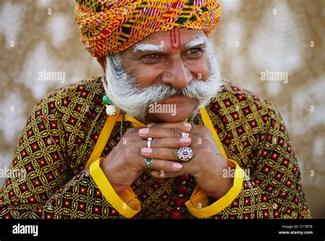 Bdr 64137 Portrait Of Rajasthani Old Man Rajasthan India Mr710