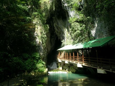 Akiyoshi Cave Yamaguchi Japan Travel Guide