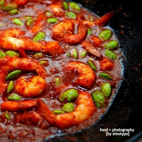 Lado mudo (sebutan dari orang padang) adalah sambal ijo yang dijual di rumah makan padang. Sambal Tumis Udang Petai!! | Aneka Resepi Masakan