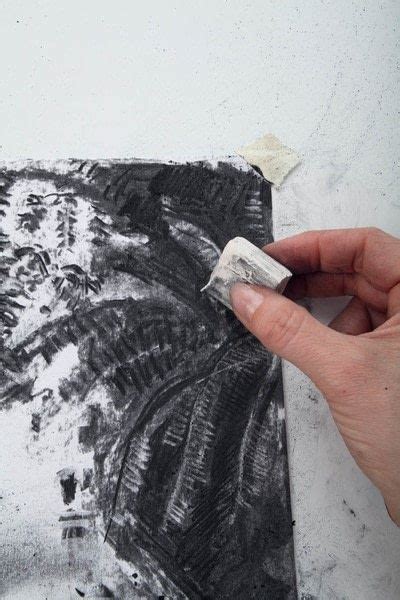Eraser ‘drawing · Extract From Ultimate Art Bible By Sarah Hoggett