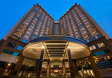 Santapan warisan at new world petaling jaya hotel. Weekend Getaway @ Eastin Hotel Petaling Jaya - Mimi's ...