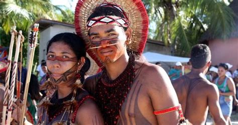 Danças Encerram Jogos Indígenas Em Coroa Brazilian Natives