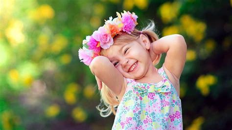 Small Cute Girls Wallpapers Top Free Small Cute Girls Backgrounds