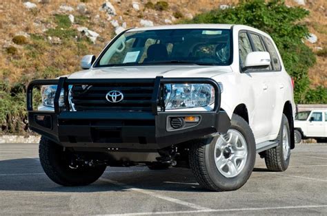Rhino 4x4 front bumper bull bar toyota landcruiser 200. BUL LC200 - Land Cruiser 200 bull bar