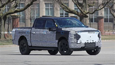 Ford F 150 Lightning Electric Truck Debuts Today Watch Livestream Here