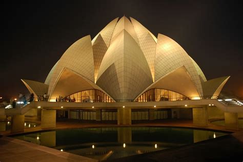 Lotus Temple Delhi India Travel Guide