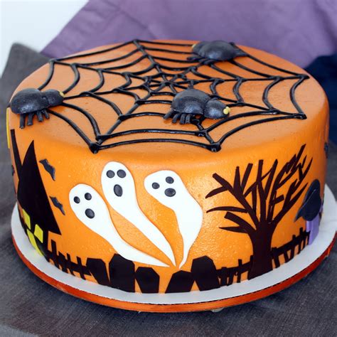 Leelabean Cakes: A Frankenstorm Halloween