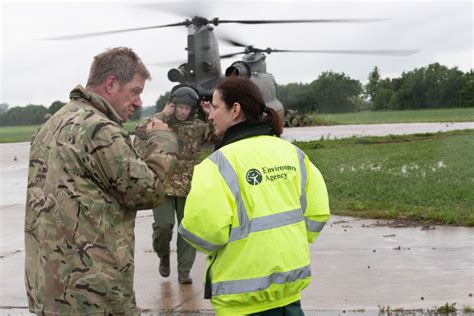 raf chinook aids emergency repairs to uk flood defences royal air force