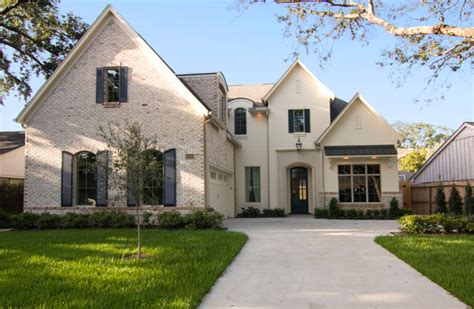 Olympia Traditional House Exterior Houston By Southland Homes