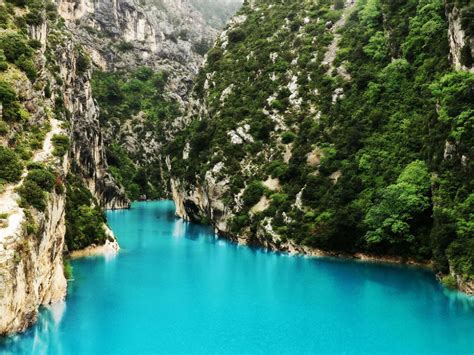 One of the best reason to visit anniston is to experience top o' the river. Top 10 Wonderful Rivers Around the World | Places To See ...