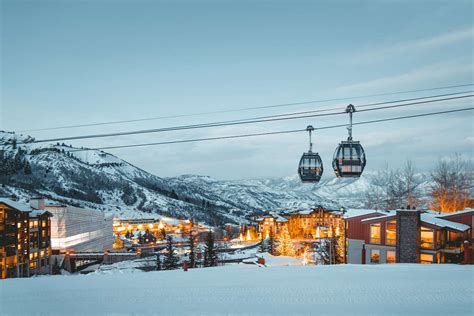 7 Best Colorado Ski Towns For Your Winter Vacation