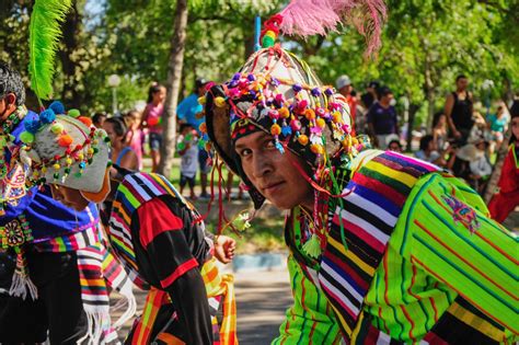 La celebración de esta fecha es el resultado de una larga lucha que duró 16 años, desde 1809, con el grito libertario de la revolución de chuquisaca, hasta 1825, cuando se firmó el acta de. Celebrarán en Mendoza la Independencia de Bolivia - MendoVoz