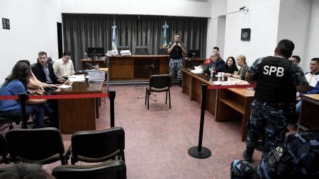 Piden reclusión perpetua para dos hermanastros por el asesinato del