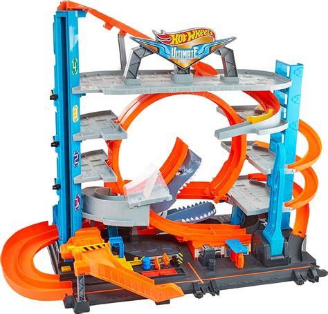 Hot Wheels City Mega Garage FTB69 Small Cars Playset With Track And
