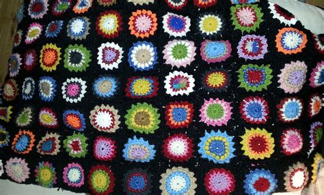 Decke heimtextilien fruhjahr sommer modelle a katia com. Granny Square Decke, meine letzte "Winterbeschäftigung"