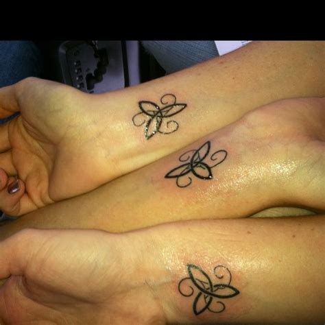 Friend Tattoos 3d Knot Celtic Symbol For Sister Tattoo