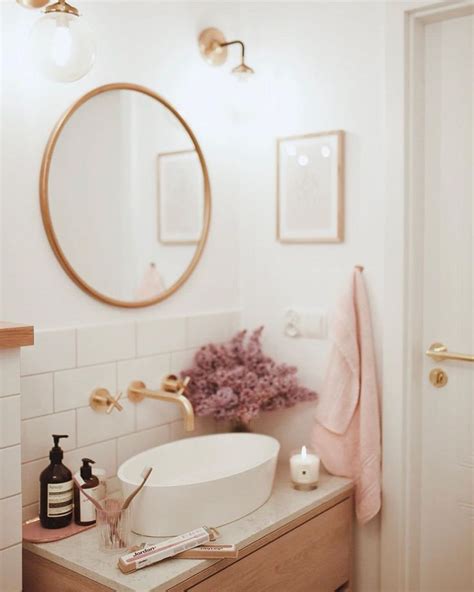 Dominika Brudny 📷 On Instagram Bathroom Stories Dzisiaj Chciałaby
