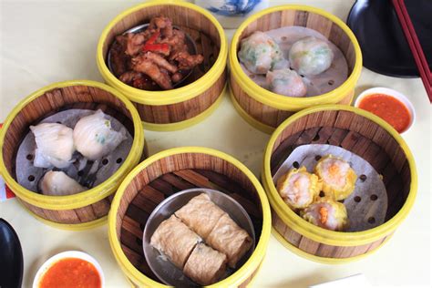 Every ingredients is conscientiously selected to produce the authentic flavor of hong kong dim sum. Famous Dim Sum in Ipoh @ Foh San Hong Kong Dim Sum (富山茶楼 ...