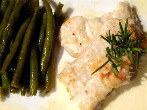 Filet de cabillaud ou de turbot à la crème au camembert haricots