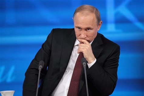 V Putinas kalba apie dar vienas sankcijas priešiškoms šalims