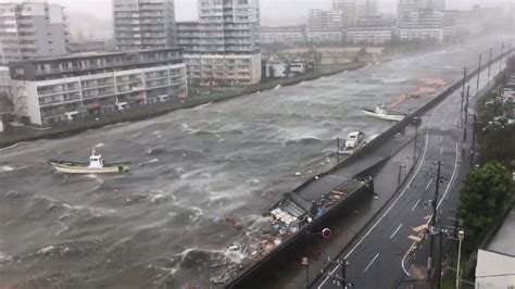 Photos Typhoon Jebi Rages Across Japan The Atlantic