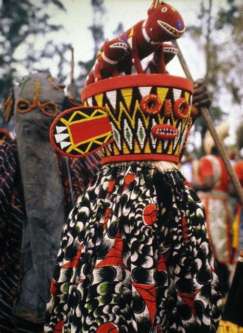 Africa The Bamileke Of Cameroon ©denis Lonchampt Performing Arts