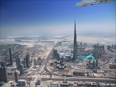Dubai Skyline Burj Khalifa Pictures Wallpaper Hd Pc Desktop