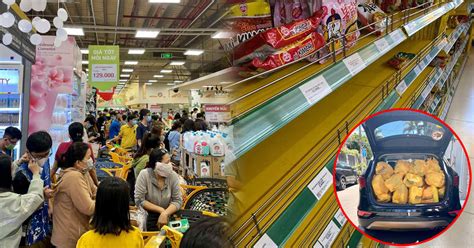 Riêng quận gò gấp và phường thạnh lộc, quận 12 thì cách ly xã hội theo chỉ thị 16. Siêu thị tại TP.HCM "thất thủ" sau khi có thông báo giãn ...