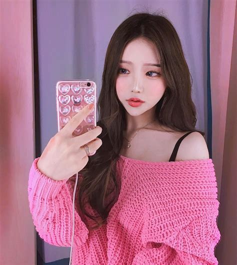 pin by c h a n e Ł on ⋆ ˚｡⋆୨୧˚ and ˚୨୧⋆｡˚ ulzzang korean girl cute korean girl pink girl