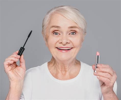 how to apply eye makeup when you are over 60