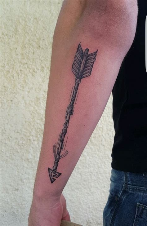 The bow, on the other hand, is the barrier that often intercepts life's efforts. 35+ Cool And Stylish Arrow Tattoos For Men In 2020