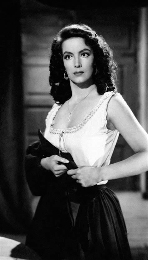 The story traces otero's progress from unemployed spanish dancer to the most. Maria Felix | Frases de maria felix, Maria felix fotos, La ...